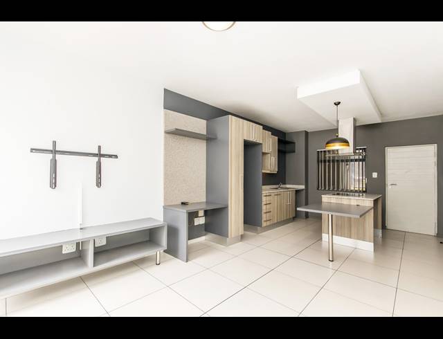 1 BEDROOM APARTMENT RENTED IN RIVONIA